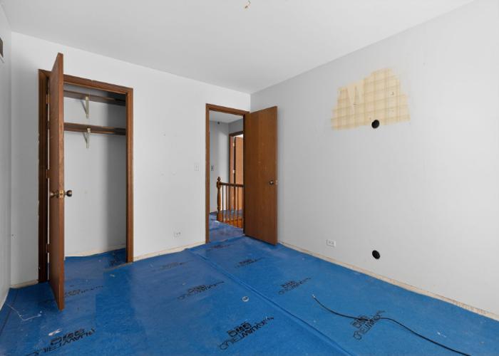 25042 S Whispering Oaks Lane, Crete, IL 60417