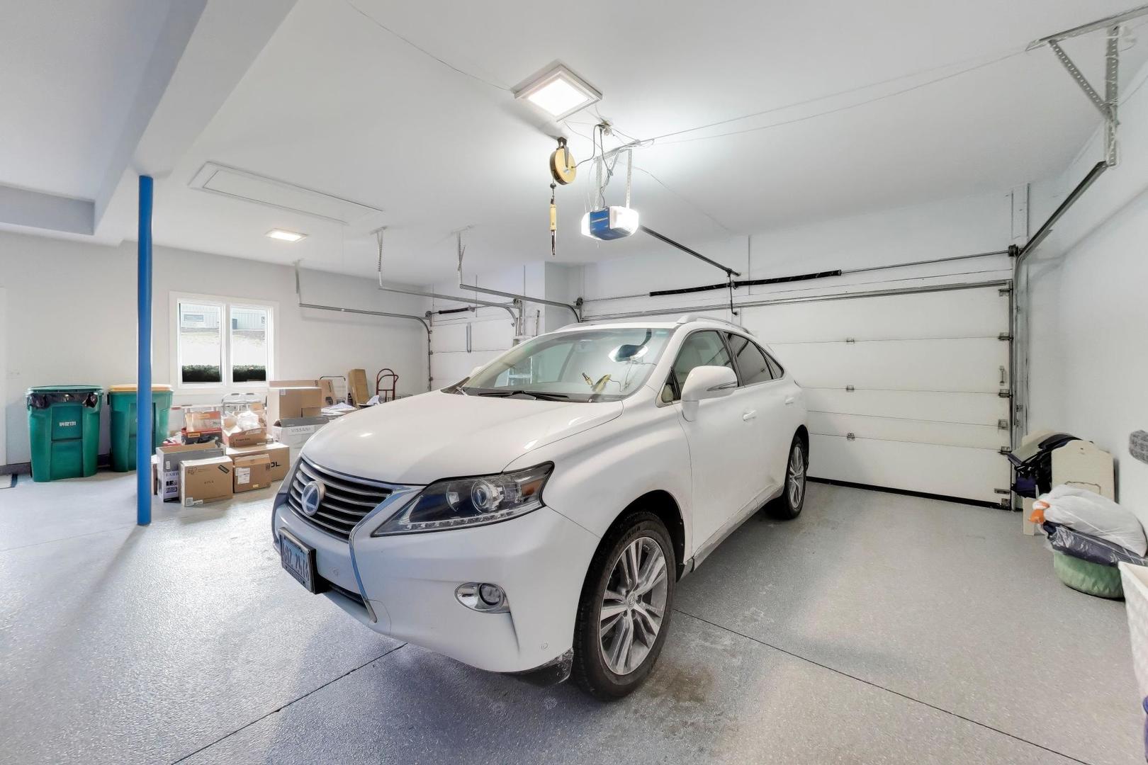 18 Rosewood Drive, Hawthorn Woods, IL 60047