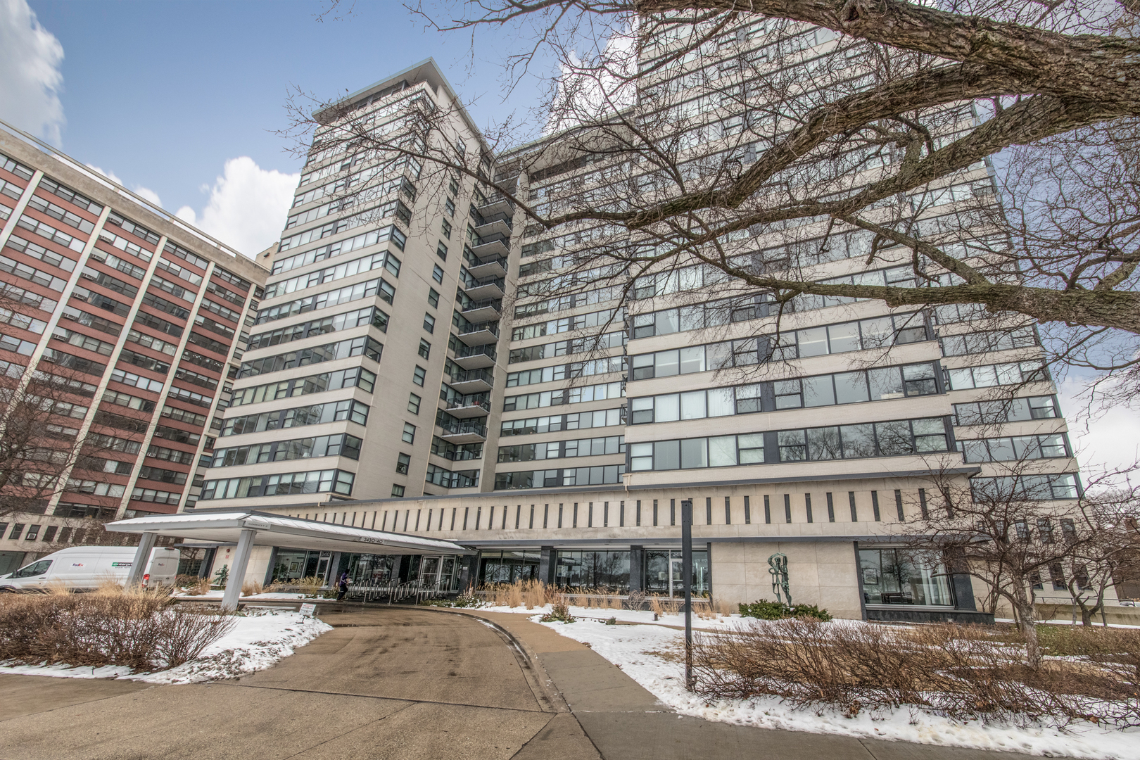 3430 N Lake Shore Drive #14N, Chicago, IL 60657