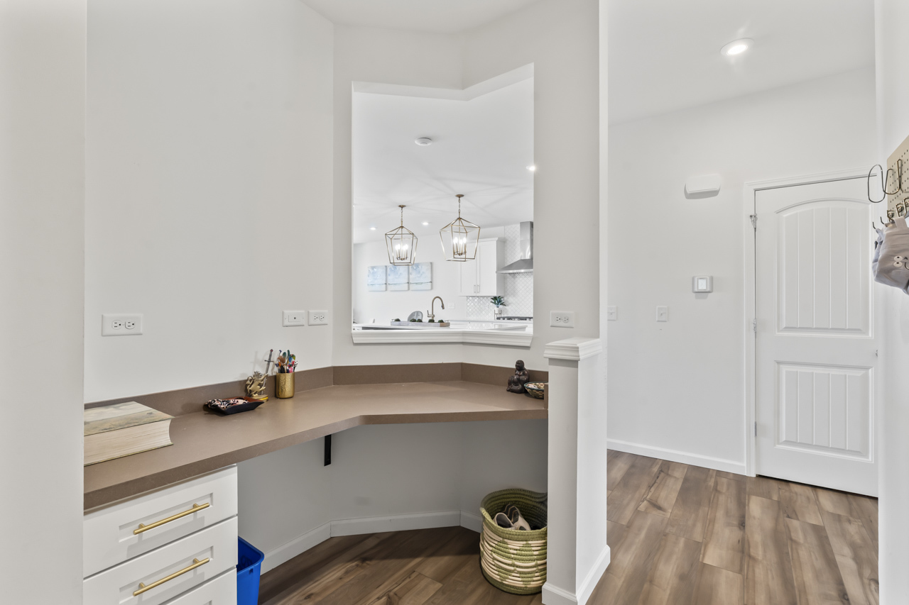 3211 Semple Way, Mundelein, IL 60060