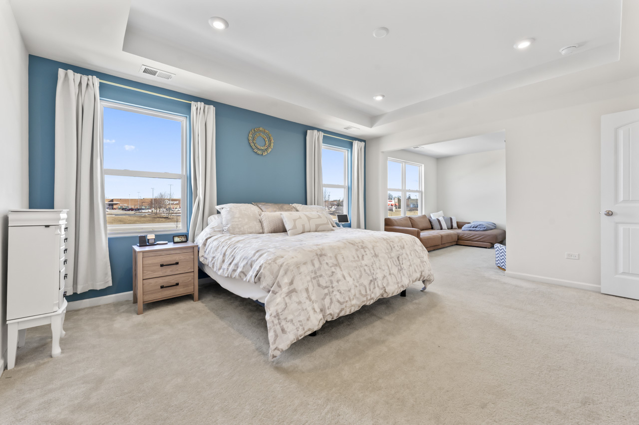 3211 Semple Way, Mundelein, IL 60060