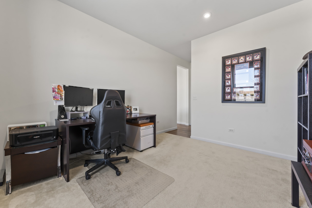 3211 Semple Way, Mundelein, IL 60060