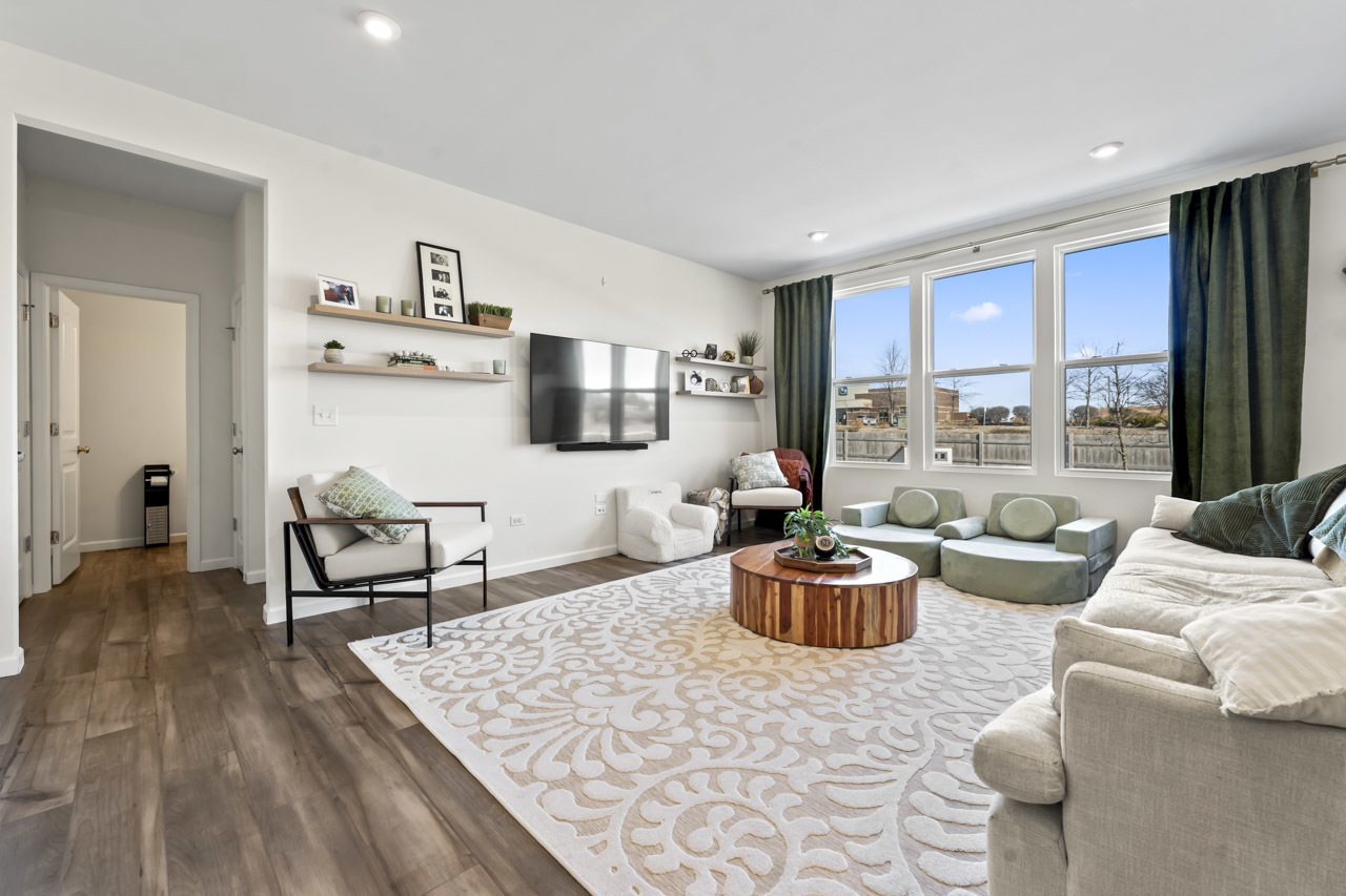 3211 Semple Way, Mundelein, IL 60060