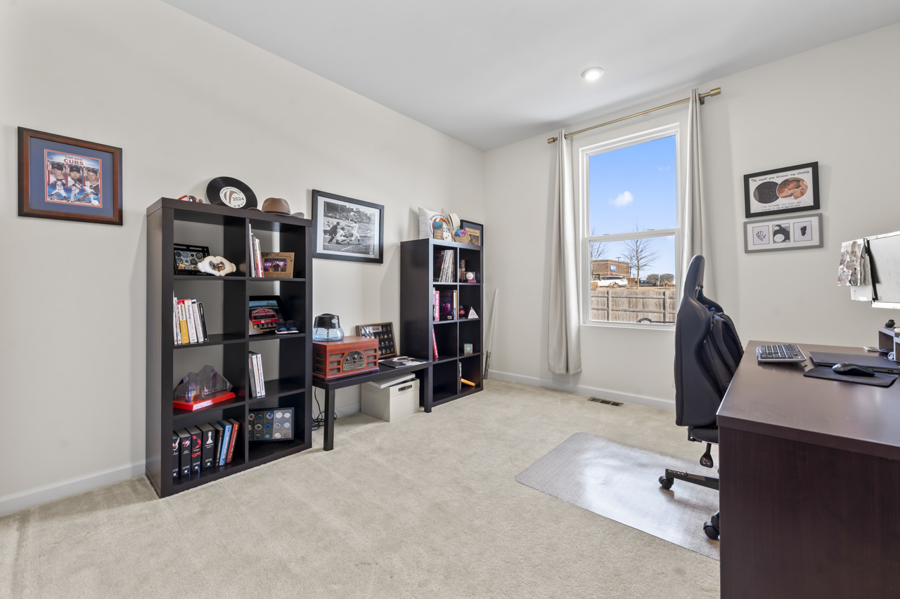 3211 Semple Way, Mundelein, IL 60060