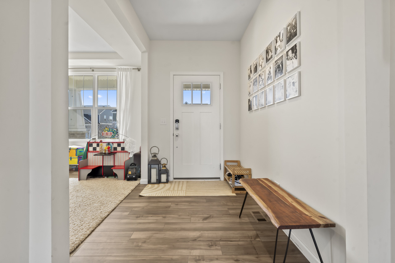 3211 Semple Way, Mundelein, IL 60060