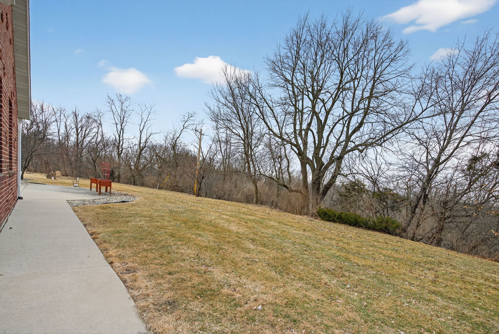 1707 N 2479th Road, Ottawa, IL 61350