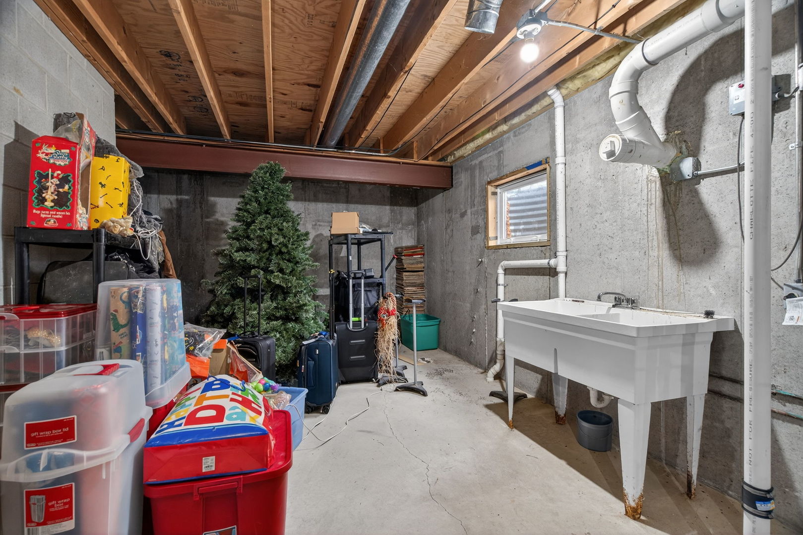 1707 N 2479th Road, Ottawa, IL 61350