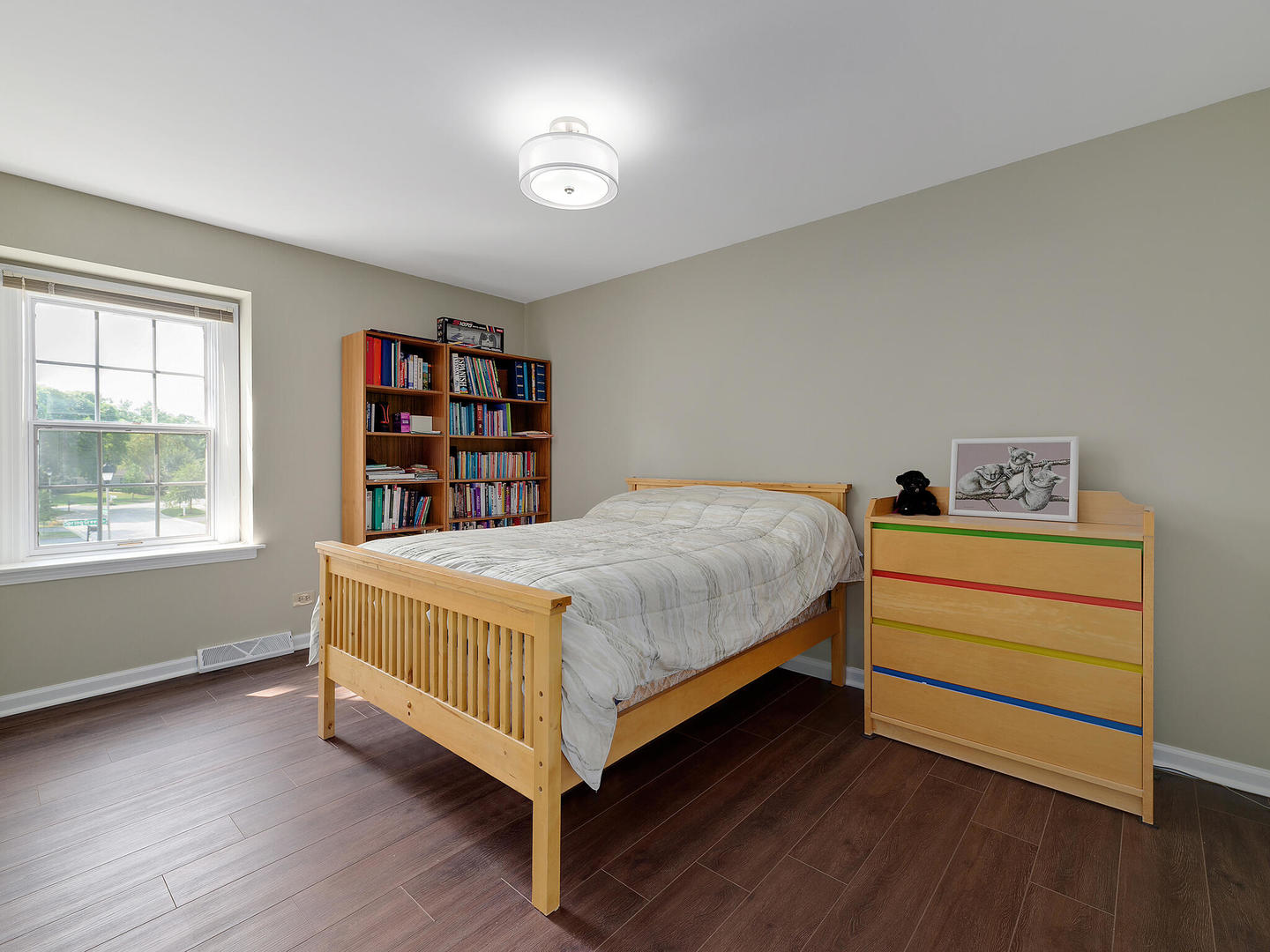 2043 Spring Green Drive, Wheaton, IL 60189