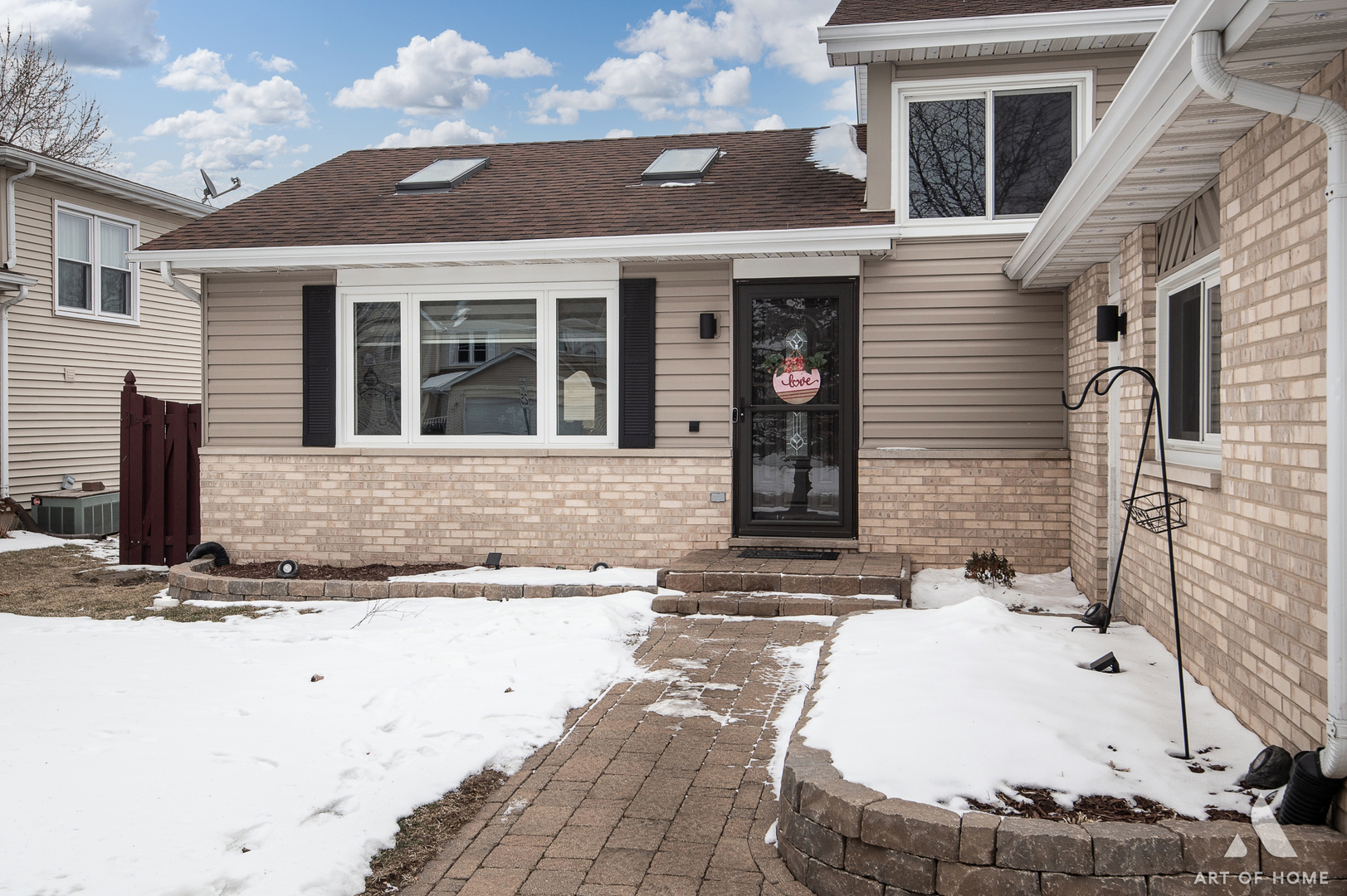 2800 Brisbane Drive, Lake In The Hills, IL 60156