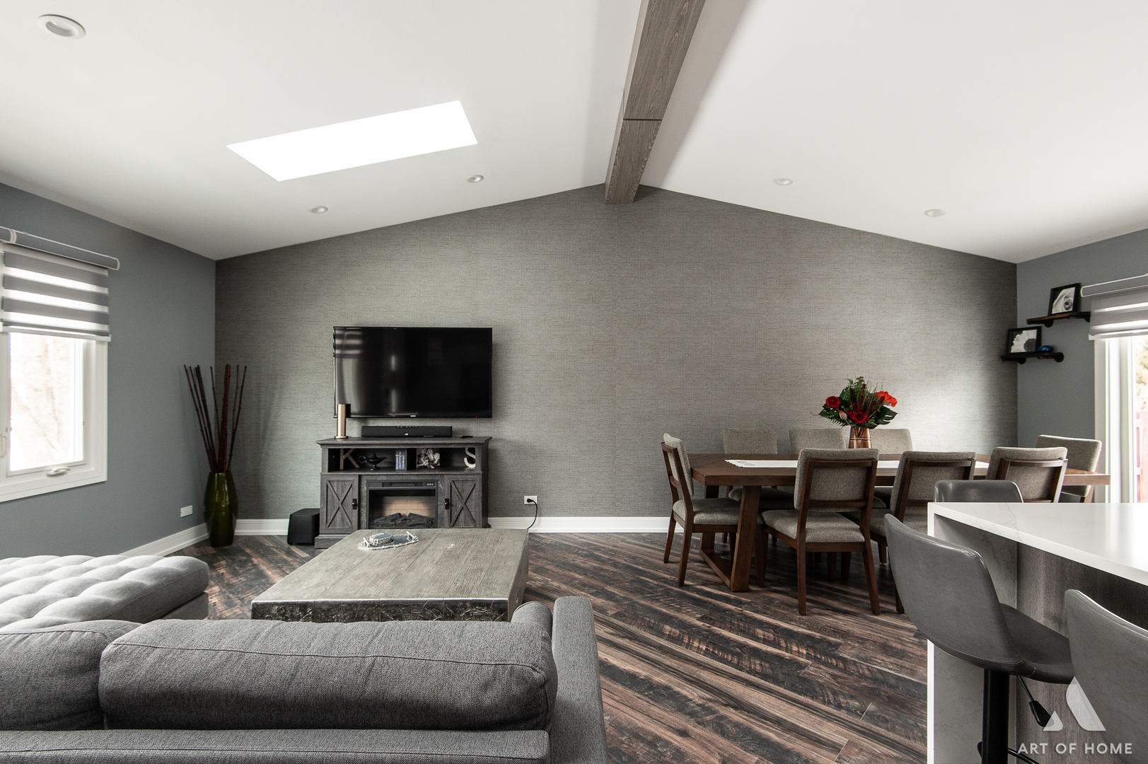 2800 Brisbane Drive, Lake In The Hills, IL 60156