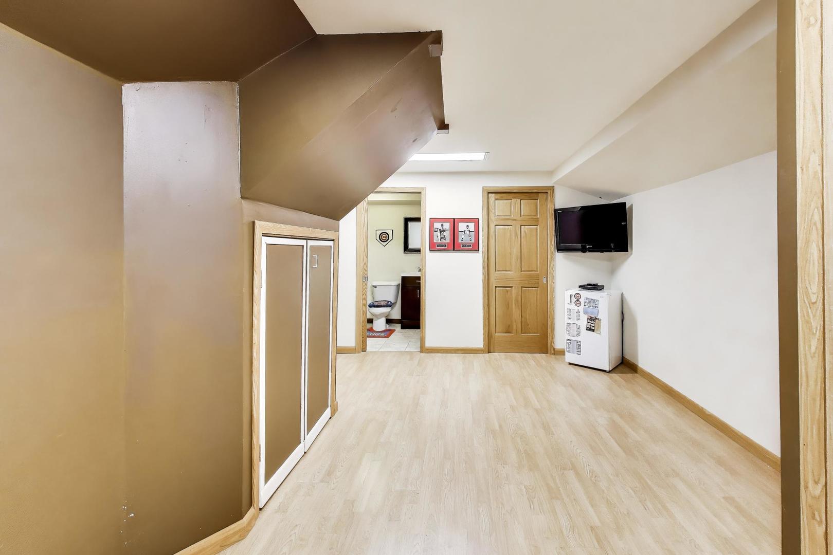 1015 E Wilson Avenue #7, Lombard, IL 60148