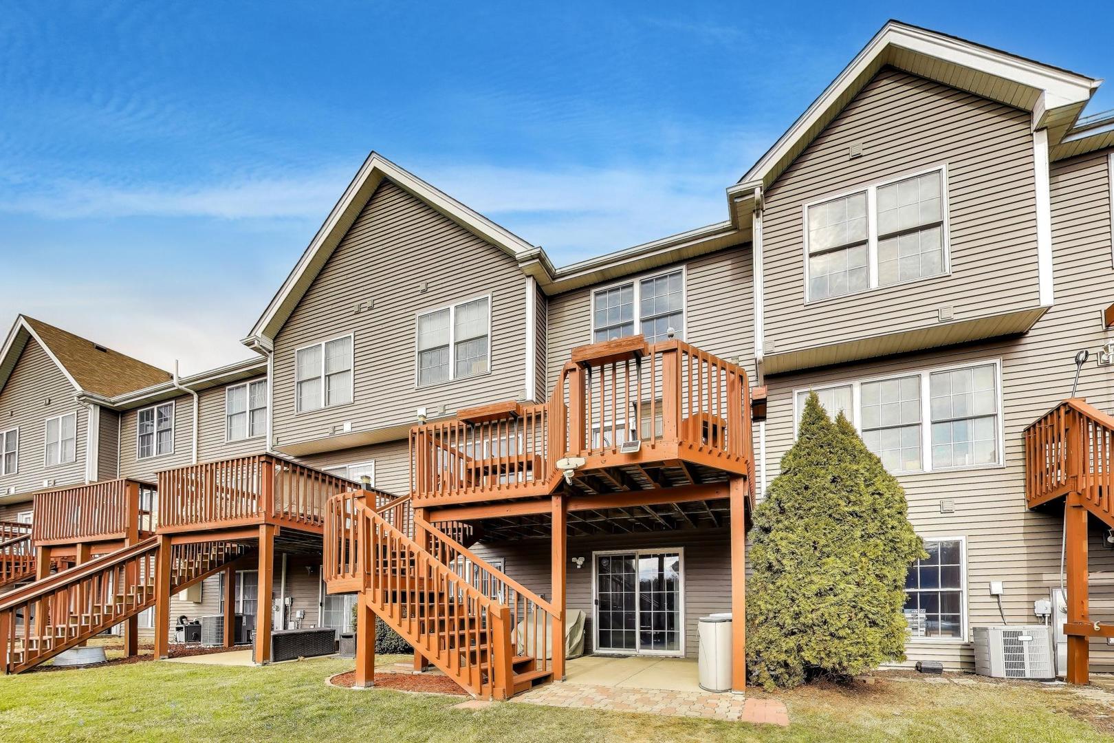 1015 E Wilson Avenue #7, Lombard, IL 60148