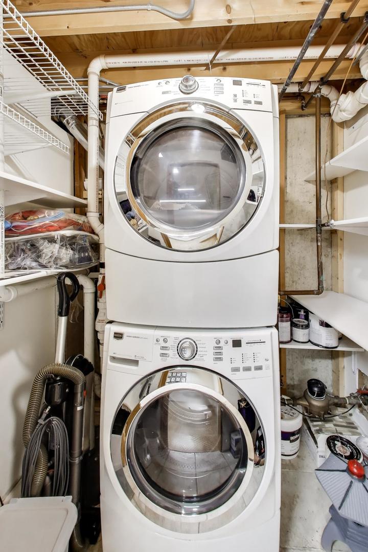 1015 E Wilson Avenue #7, Lombard, IL 60148