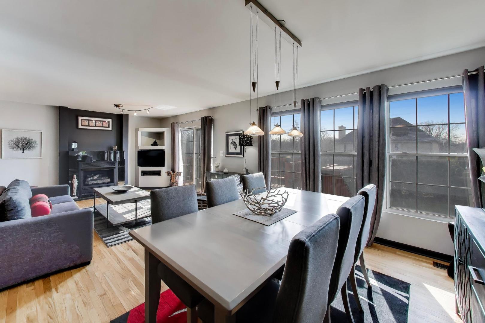 1015 E Wilson Avenue #7, Lombard, IL 60148