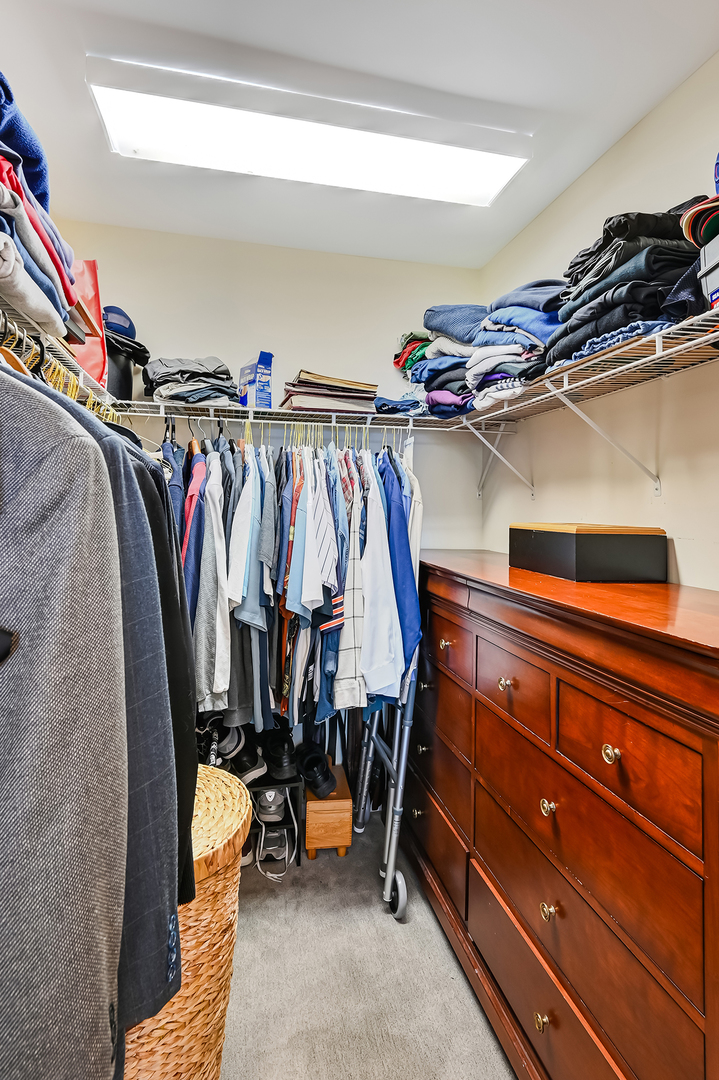 1409 Burr Oak Road #111A, Hinsdale, IL 60521