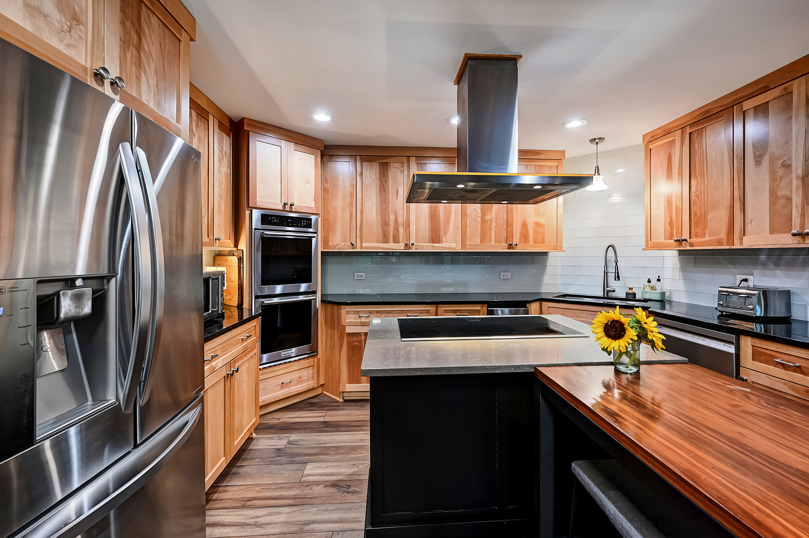 1409 Burr Oak Road #111A, Hinsdale, IL 60521