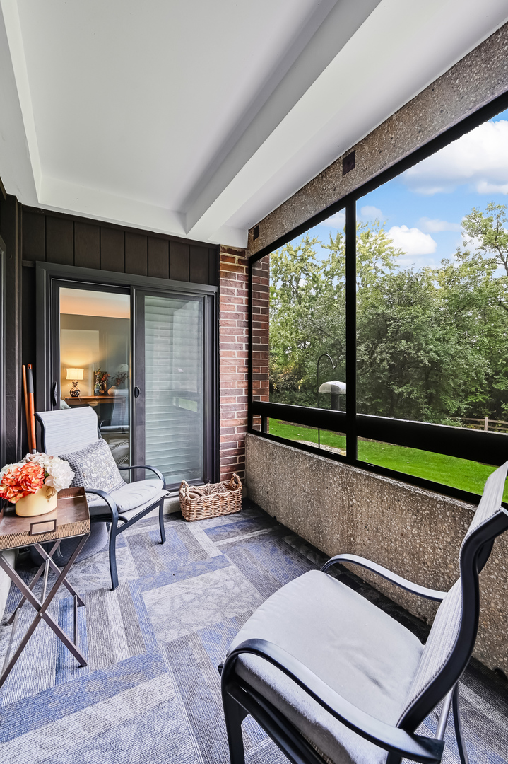 1409 Burr Oak Road #111A, Hinsdale, IL 60521