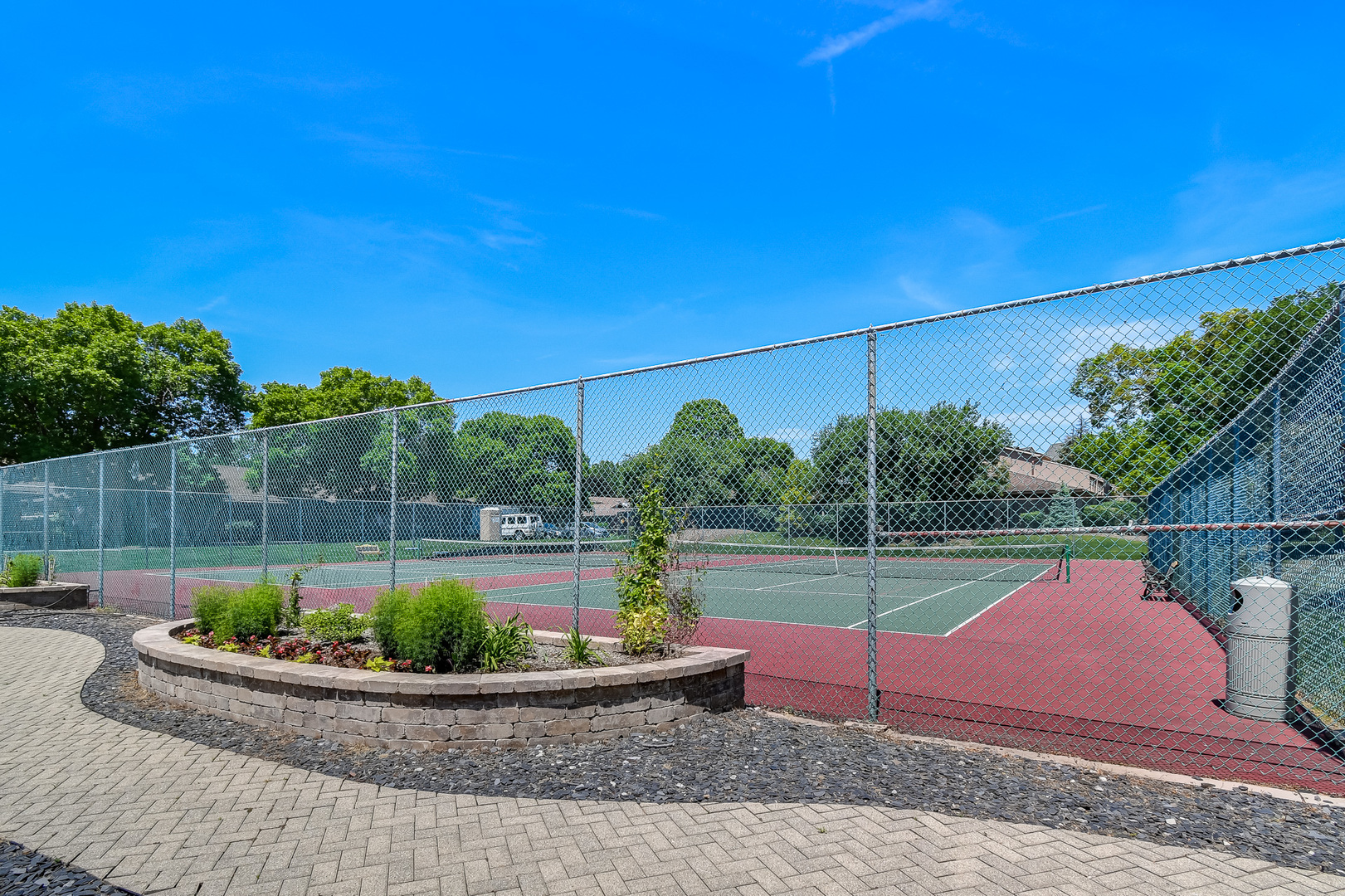 1409 Burr Oak Road #111A, Hinsdale, IL 60521