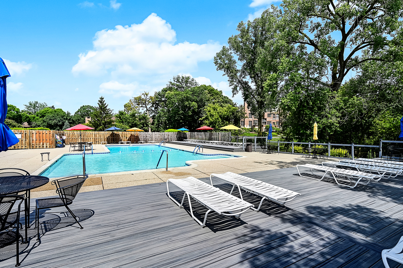 1409 Burr Oak Road #111A, Hinsdale, IL 60521