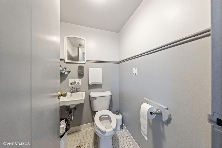 800 W Broadway Street, Bradley, IL 60915