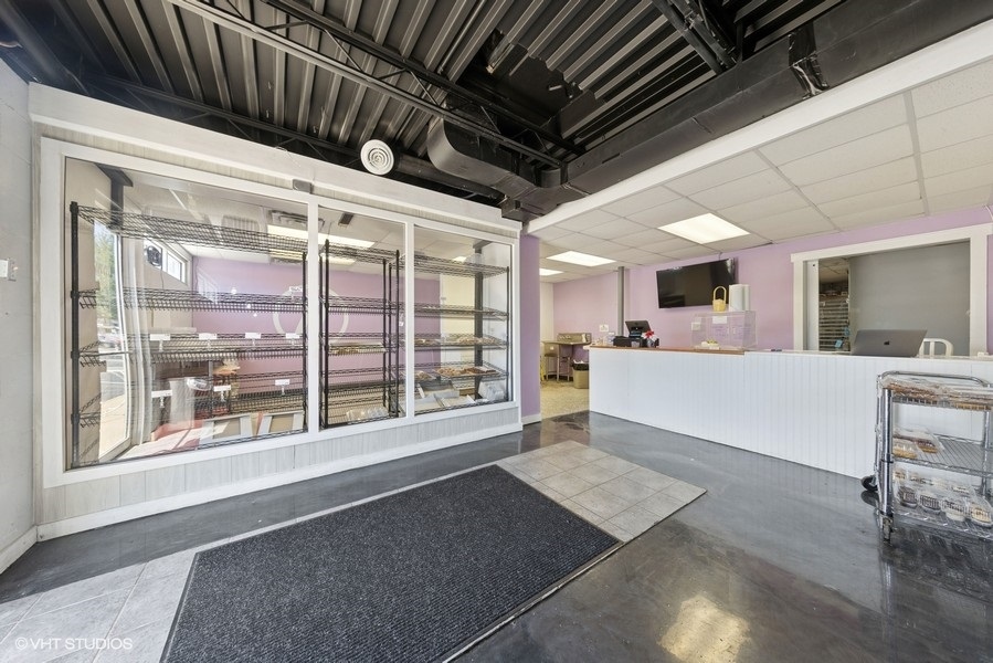 800 W Broadway Street, Bradley, IL 60915