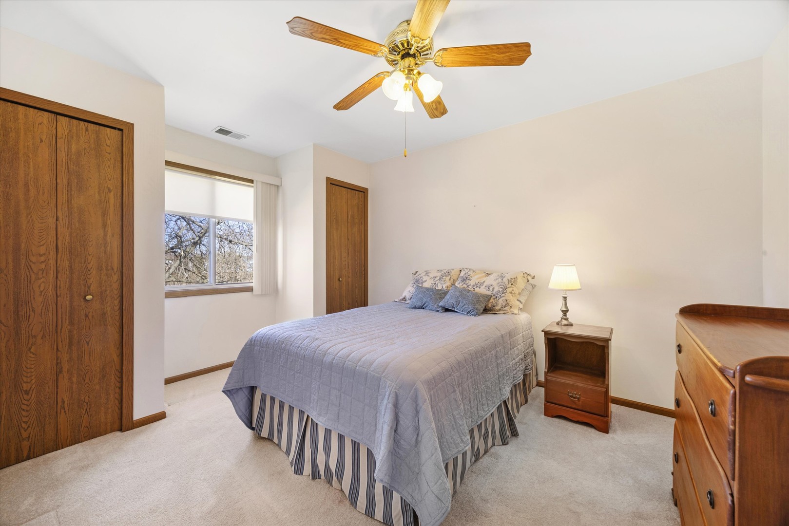 2245 PETWORTH Court #202C, Naperville, IL 60565