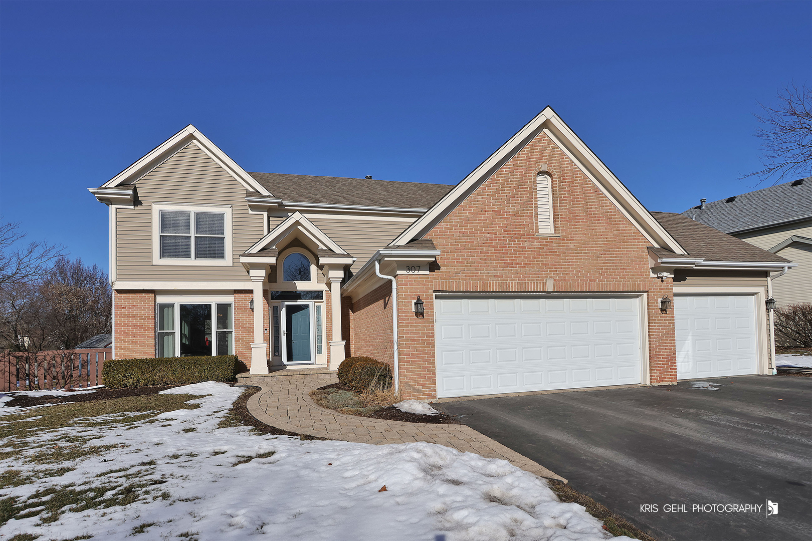 307 Fairfax Lane, Grayslake, IL 60030