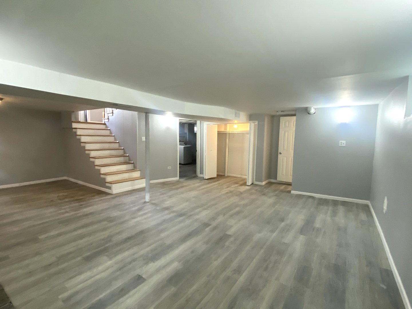 426 E Berteau Avenue, Elmhurst, IL 60126