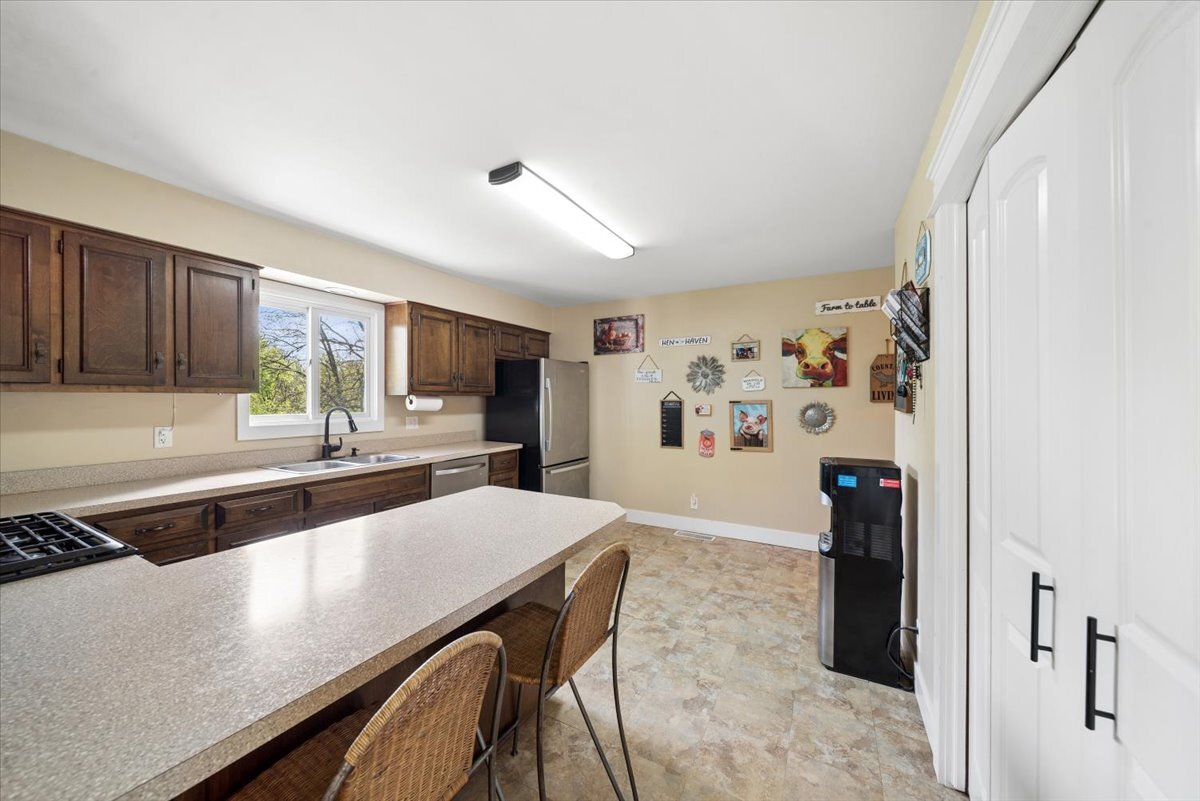 24908 Hemphill Drive, Elwood, IL 60421