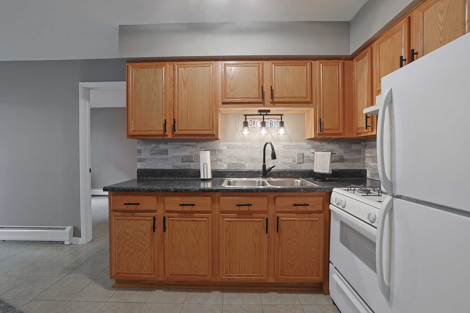 6111 W 64th Place #2, Chicago, IL 60638