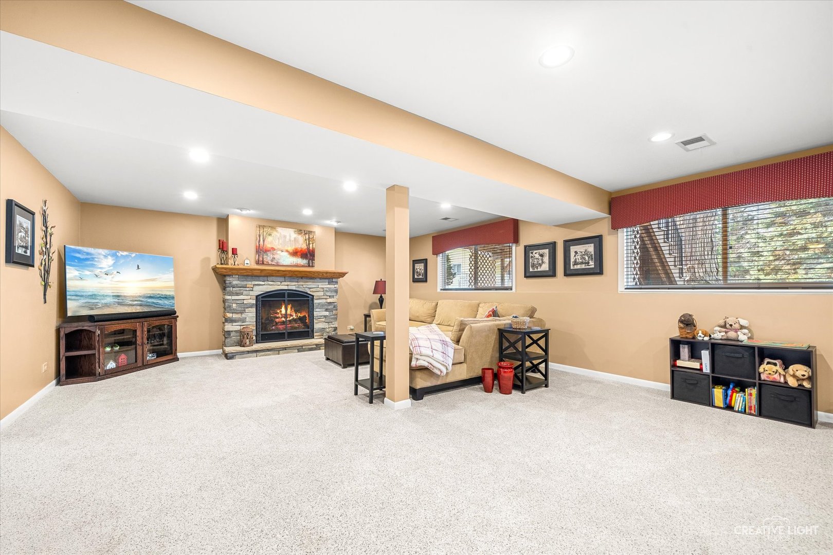 6828 Kincaid Court, Woodridge, IL 60517