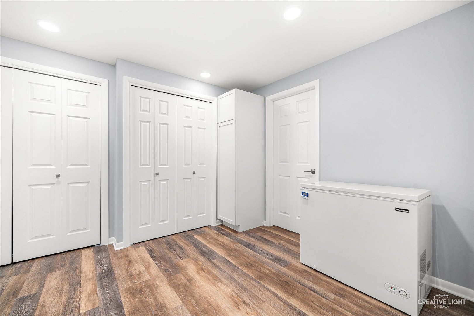 6828 Kincaid Court, Woodridge, IL 60517