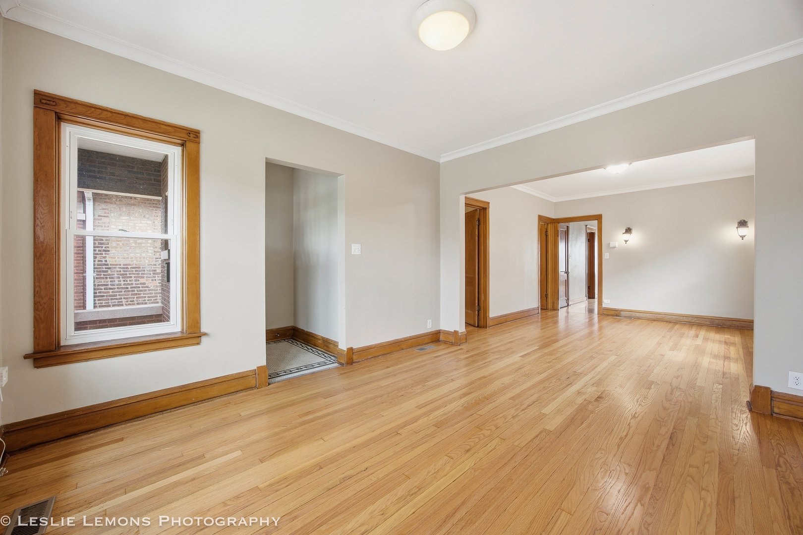 2423 Wesley Avenue, Berwyn, IL 60402