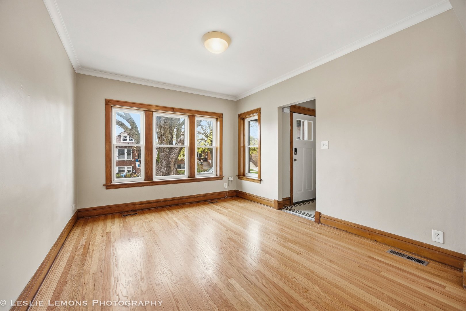 2423 Wesley Avenue, Berwyn, IL 60402