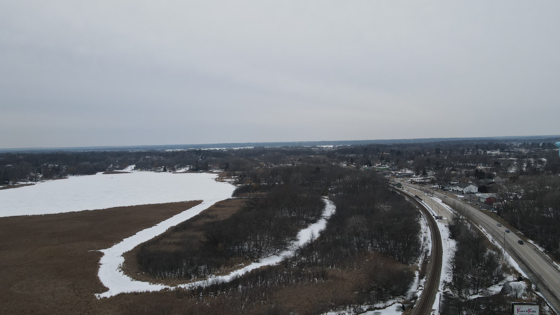 605 Rollins Road, Ingleside, IL 60041