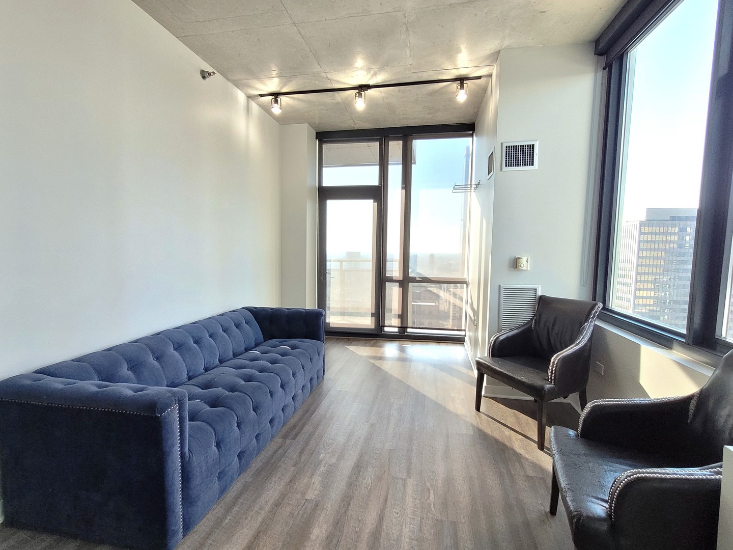 235 W VAN BUREN Street #3714, Chicago, IL 60607