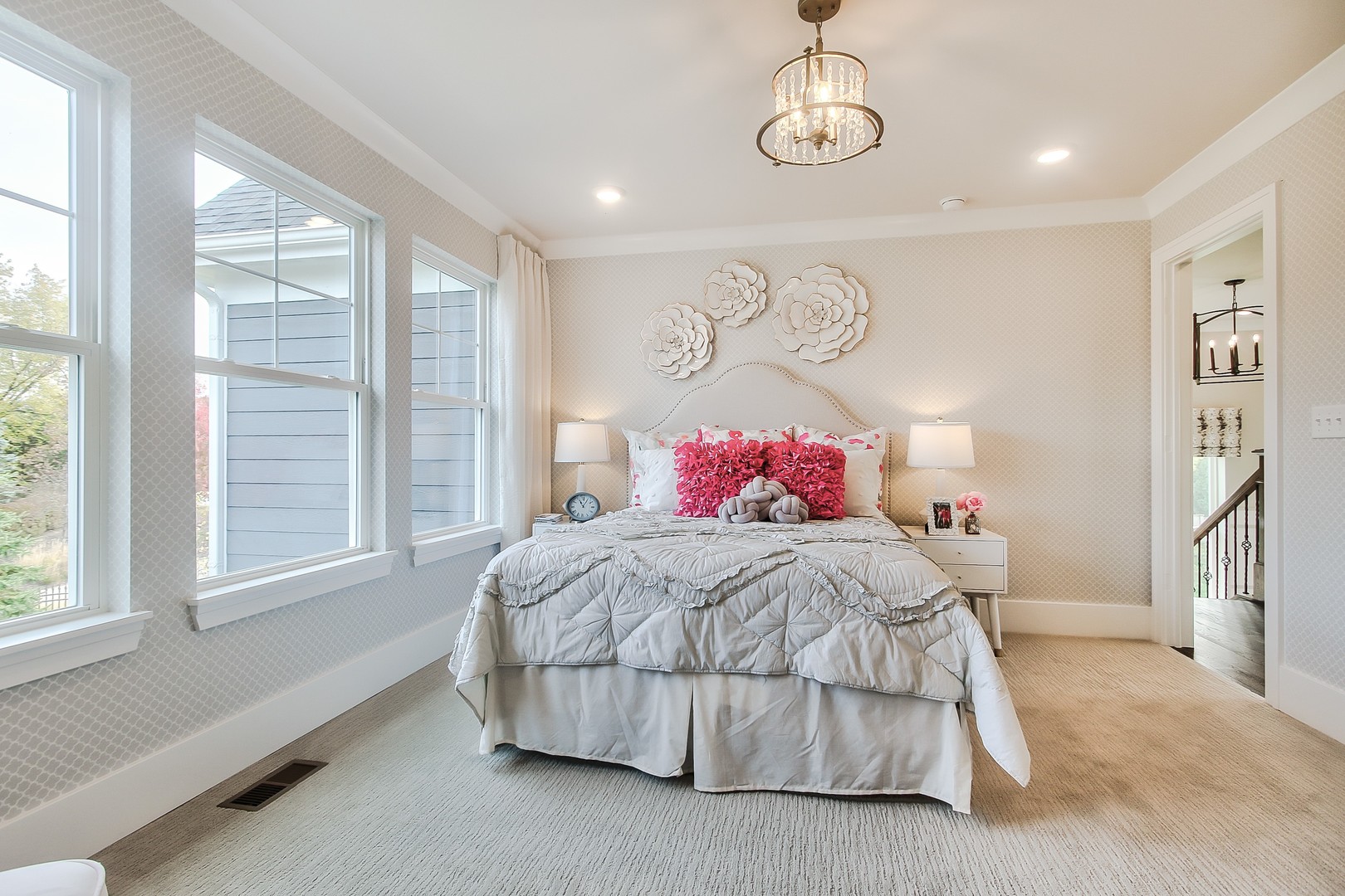 23 Hawthorn Ridge Drive, Hawthorn Woods, IL 60047