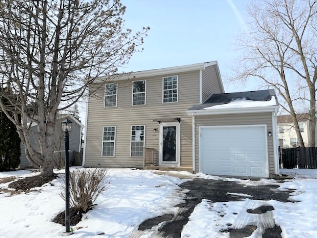 28 Chaucer Lane, Streamwood, IL 60107