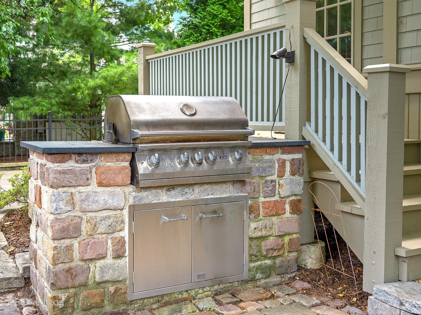 117 N Monroe Street, Hinsdale, IL 60521