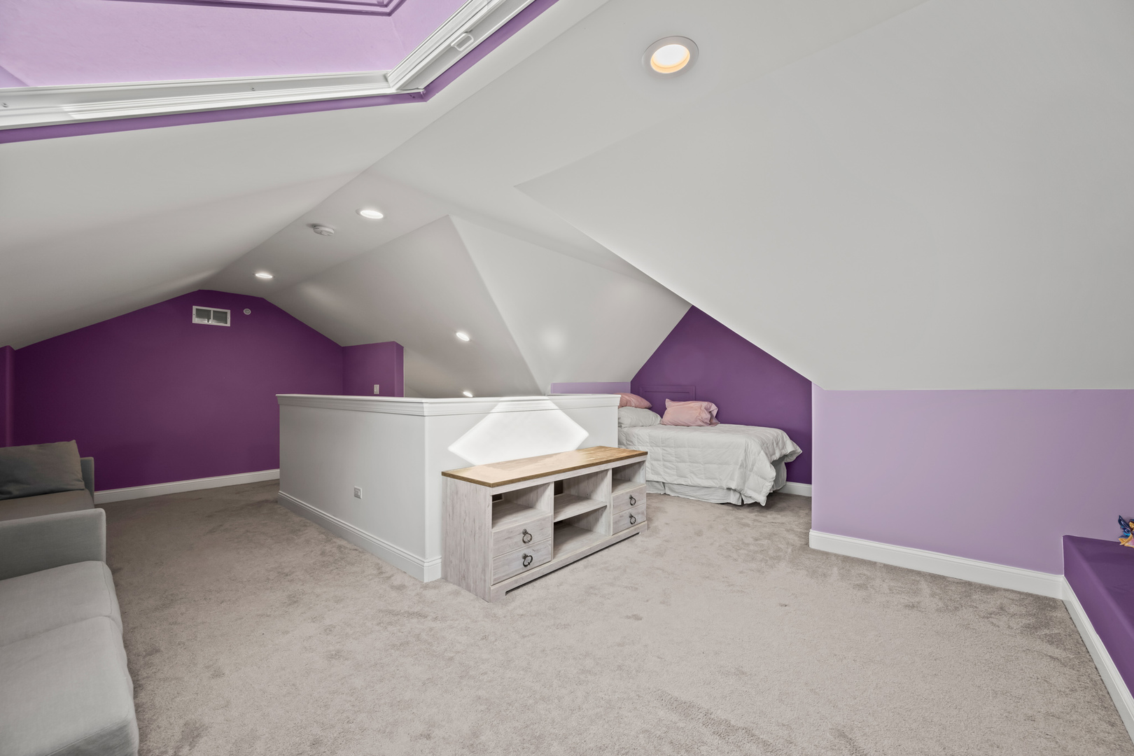 1585 Dakota Drive, Elk Grove Village, IL 60007