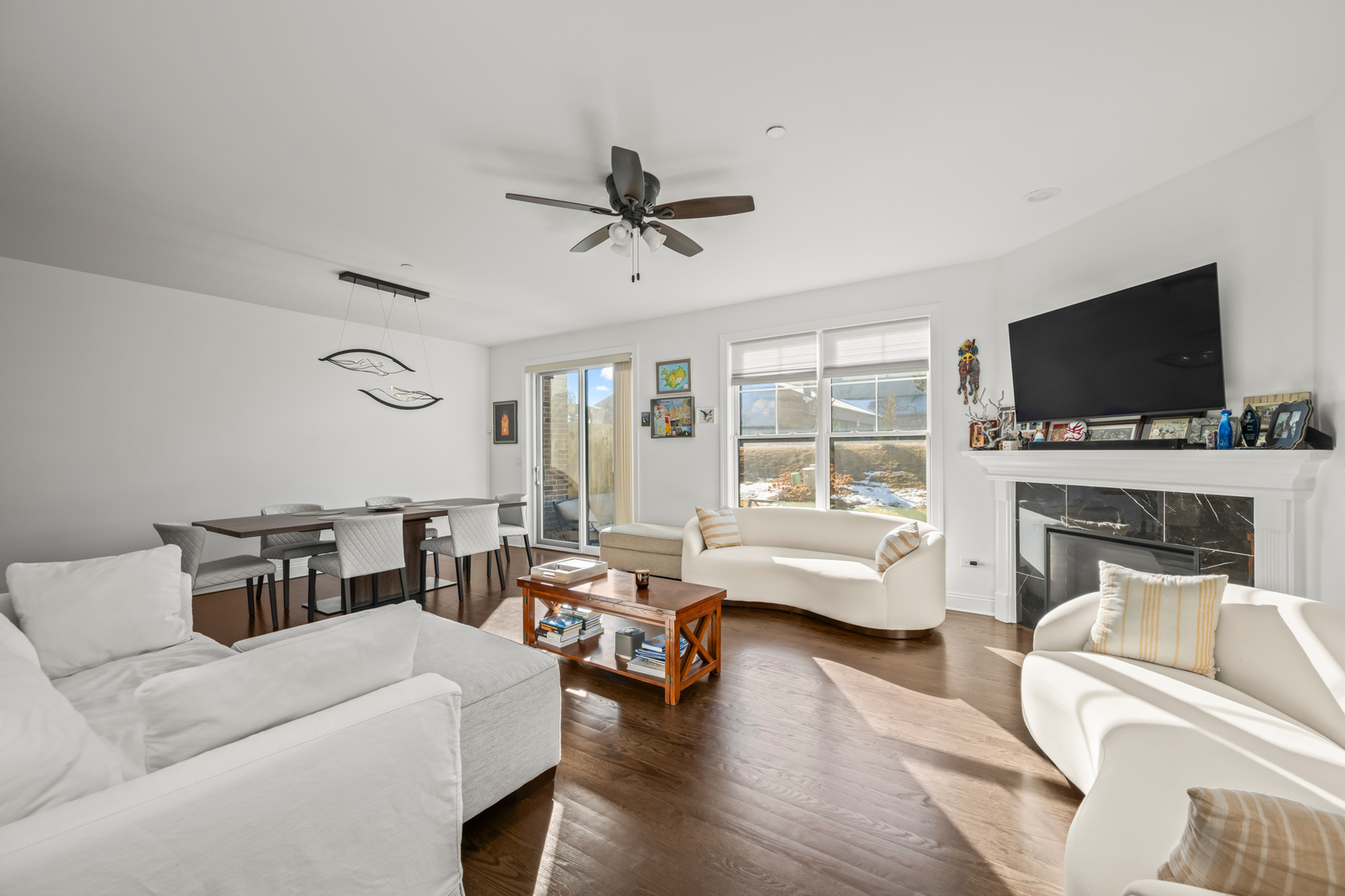 1585 Dakota Drive, Elk Grove Village, IL 60007