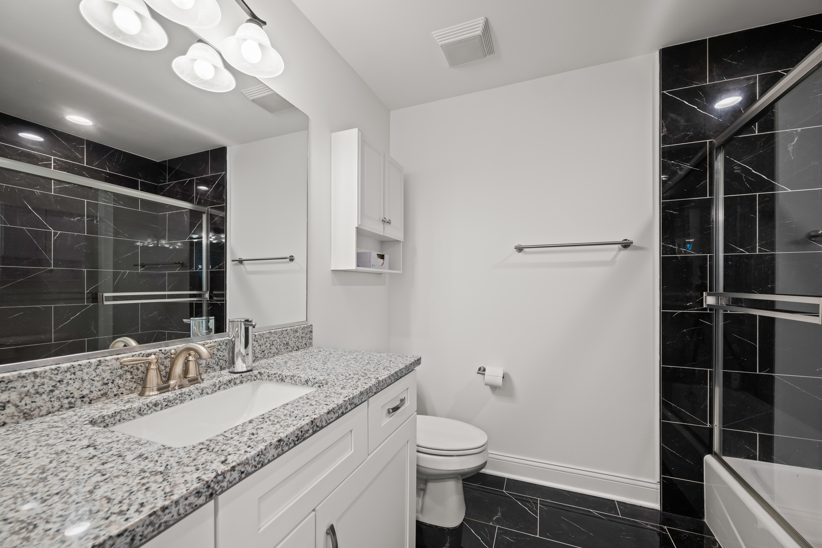 1585 Dakota Drive, Elk Grove Village, IL 60007