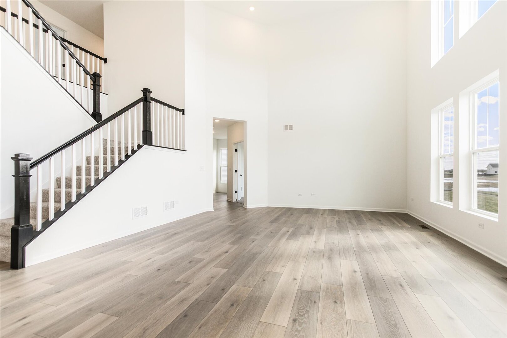 641 Henry Lane, Oswego, IL 60543