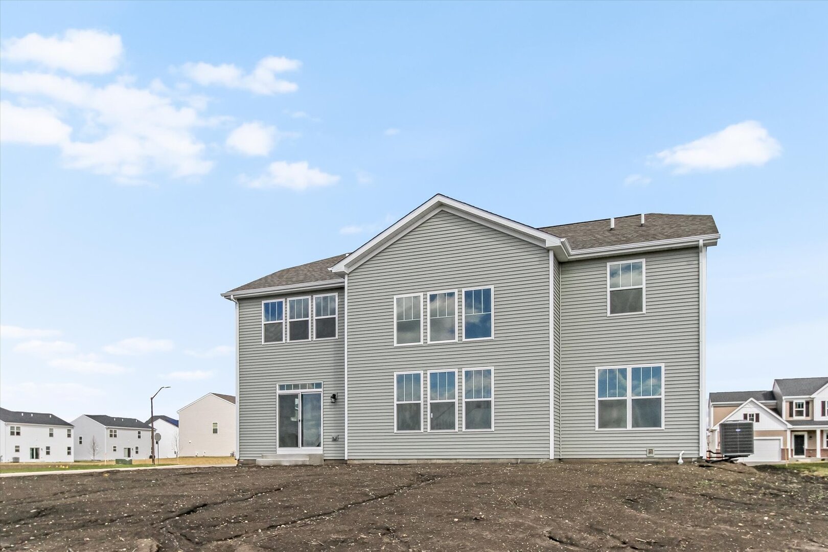 641 Henry Lane, Oswego, IL 60543