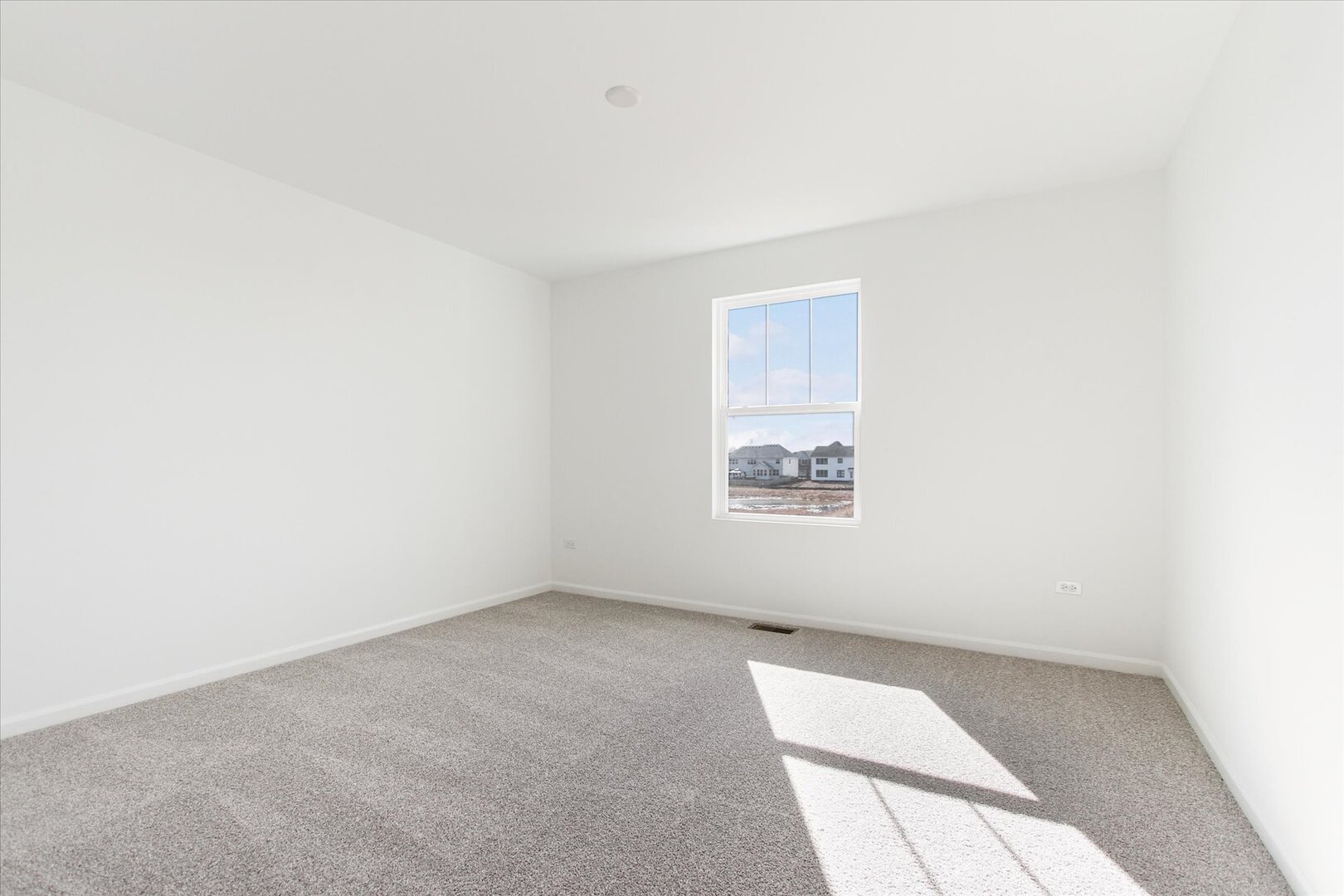 641 Henry Lane, Oswego, IL 60543