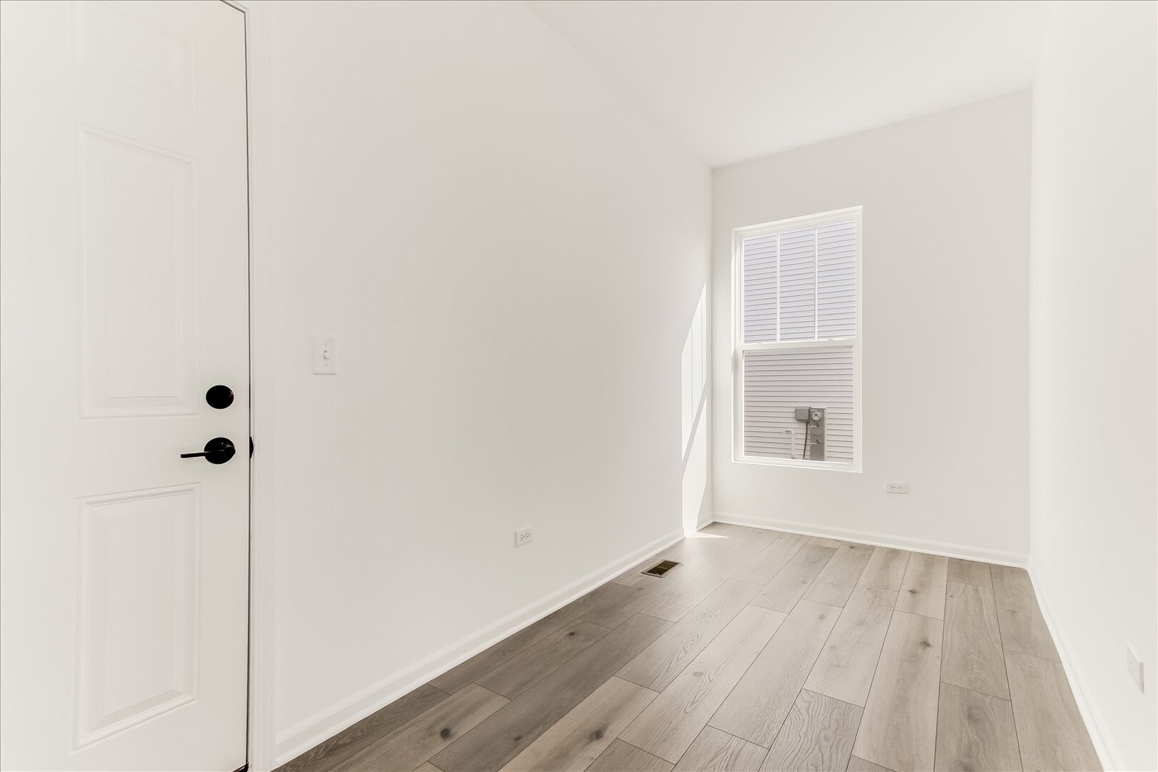 641 Henry Lane, Oswego, IL 60543