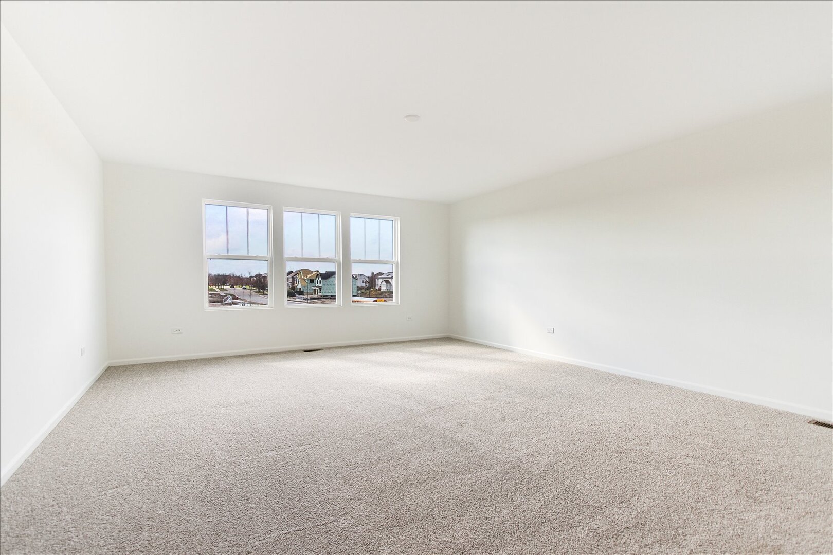 641 Henry Lane, Oswego, IL 60543