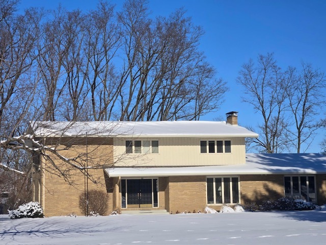 19066 Woodland Trail, Bloomington, IL 61705