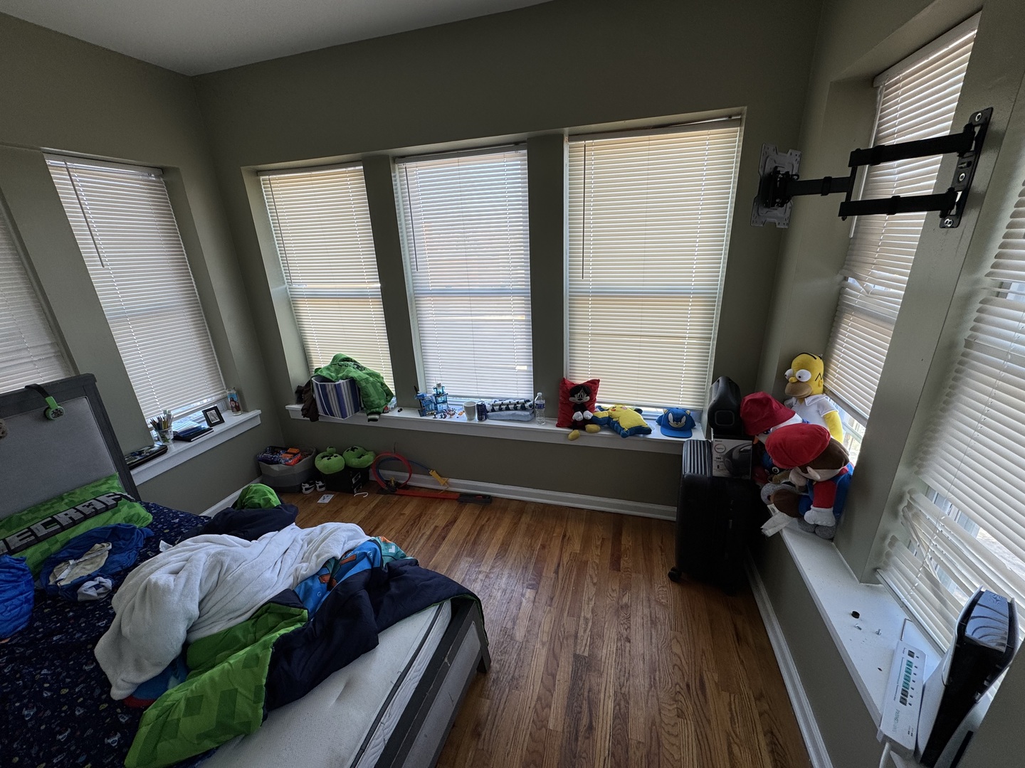 4407 W Adams Street, Chicago, IL 60624