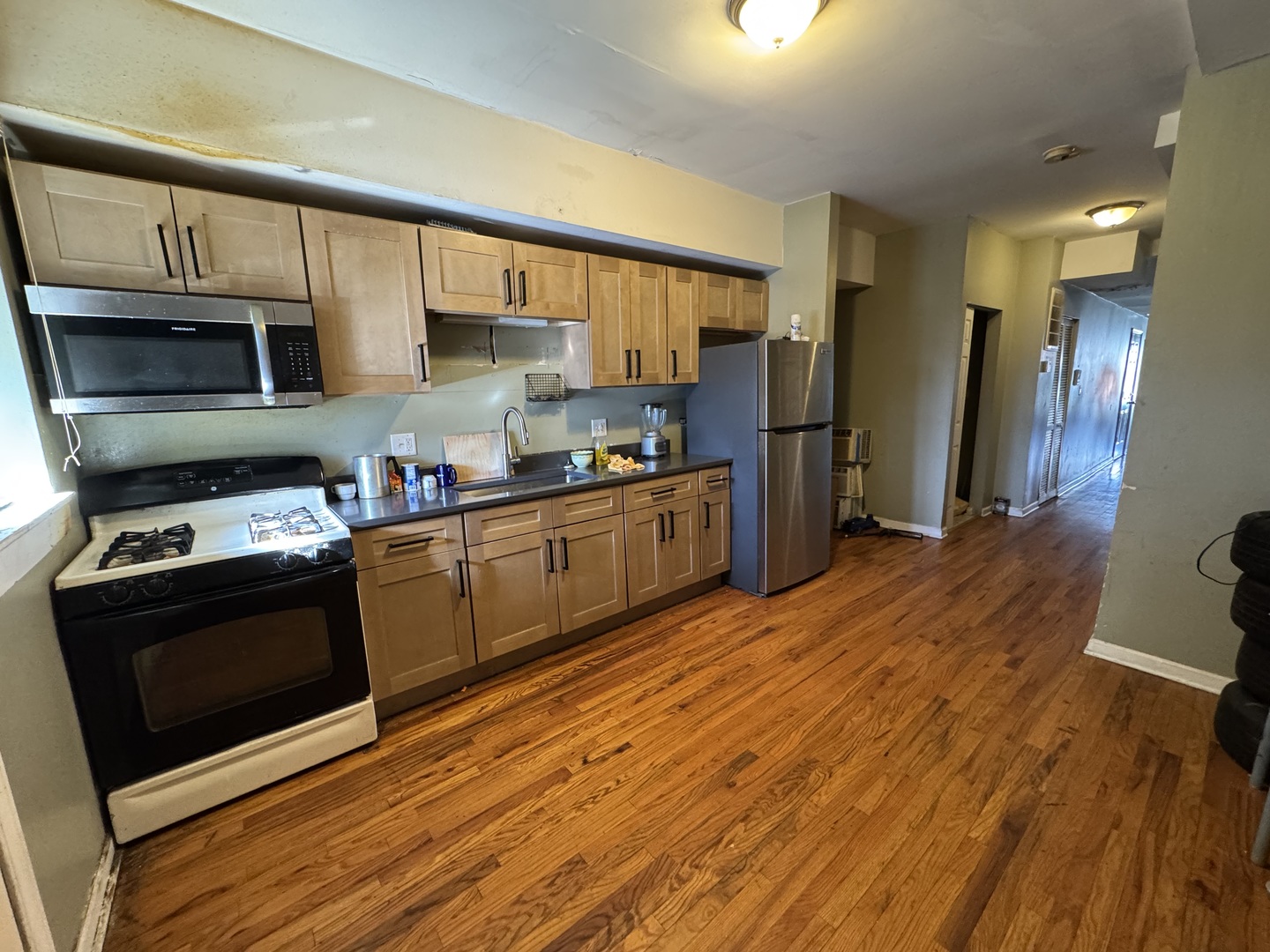 4407 W Adams Street, Chicago, IL 60624